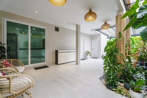 Wonderland Villa, 4 Bedrooms, With Private Pool (5606)