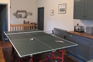 Full size table tennis table