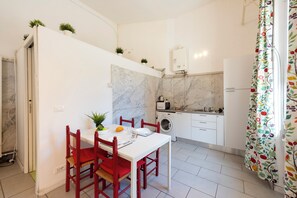 Kitchen and dining area