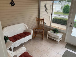 Lanai (2)