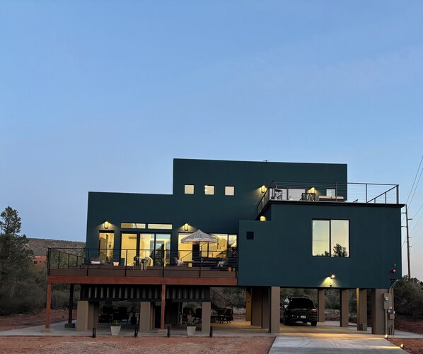 Elevated house with elevated Red Rock Views awaits you Sedona, Arizona