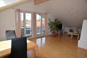 Ferienwohnung Dorfblick-Wohnzimmer
