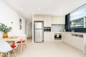 Feel at home in this relaxed dining nook, where you can enjoy your morning coffee or wind down over dinner.