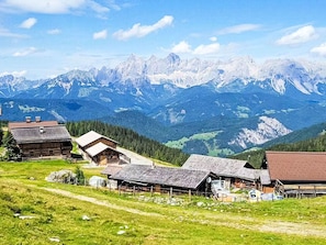Mountainous Landforms, Mountain, Mountain Range, Hill, Highland, Hill Station, Valley, Ridge, Alps, Summit
