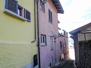 Schwimmbad, Verbundwerkstoff, Wohnung, Eigentumswohnung, Villa, Landscaping, Resort, Hotel, Balkon, Eco Hotel