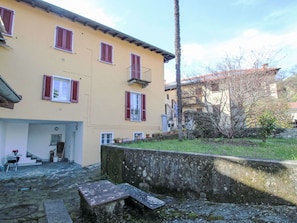 Schwimmbad, Verbundwerkstoff, Wohnung, Eigentumswohnung, Villa, Landscaping, Resort, Hotel, Balkon, Eco Hotel