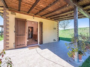 Schwimmbad, Verbundwerkstoff, Wohnung, Eigentumswohnung, Villa, Landscaping, Resort, Hotel, Balkon, Eco Hotel
