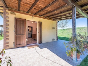 Schwimmbad, Verbundwerkstoff, Wohnung, Eigentumswohnung, Villa, Landscaping, Resort, Hotel, Balkon, Eco Hotel