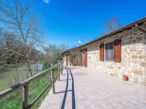 Schwimmbad, Verbundwerkstoff, Wohnung, Eigentumswohnung, Villa, Landscaping, Resort, Hotel, Balkon, Eco Hotel