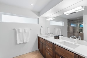 Double Vanity with Large Mirror
