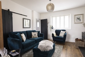 Pigswood Cottage - the living area