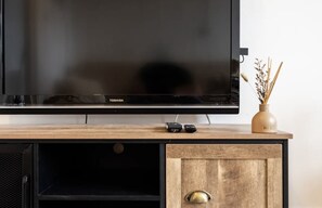 Living Room / Lounge