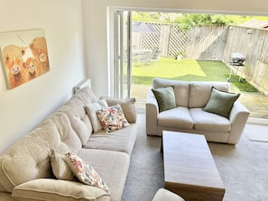 Sitting room with sumptuous seating