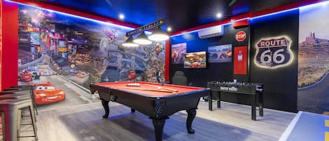 Game room