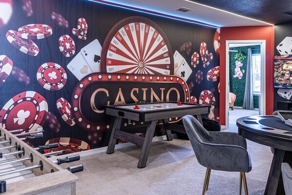 Spielezimmer