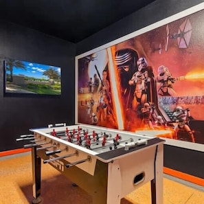 Spielezimmer