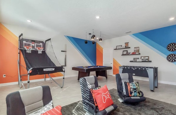 Spielezimmer