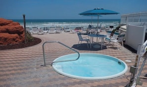 Nice hottub
