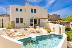 Beautiful villa with private pool and terrace with sea views