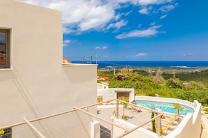 Beautiful villa with private pool and terrace with sea views