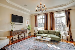 Den | 1st Floor | Smart TV | Free WiFi