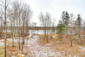 Deck Views | Direct Lake Full of Fish Access