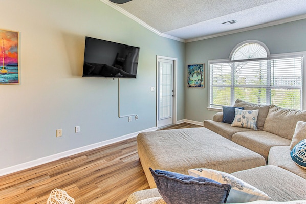 Little River Vacation Rental | 3BR | 2BA | 1,320 Sq Ft | Step-Free Access