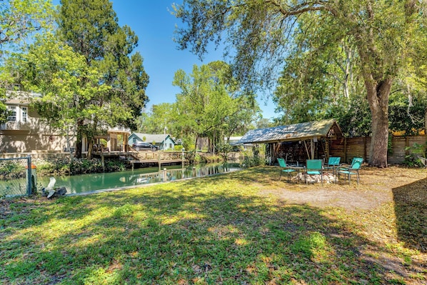 Riverfront | Boat Lift | Fire Pit