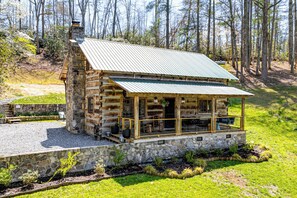 Cabin Exterior | Community Creek On-Site