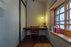 bisho_03 _cover _ property page_