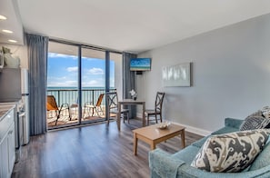 Seaside serenity in the living room
