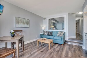 Seaside serenity in the living room