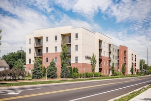 "Discover your home away from home at Trailside 45."