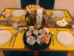 Breakfast meal