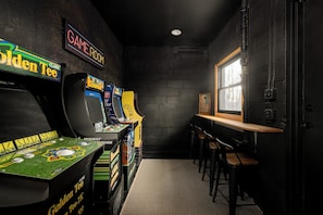 Spielezimmer