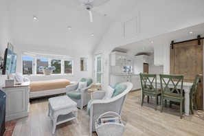 Open living area with 2 twin beds