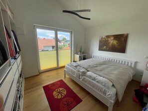 Ferienwohnung Gabriella-Schlafzimmer 1