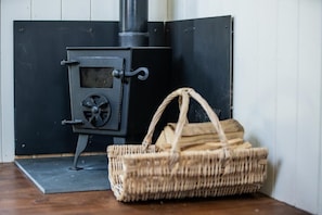 Light the log burner and get cosy with your loved one once the sunsets.