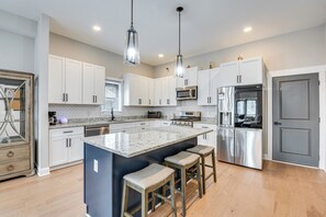Kitchen | 1st Floor