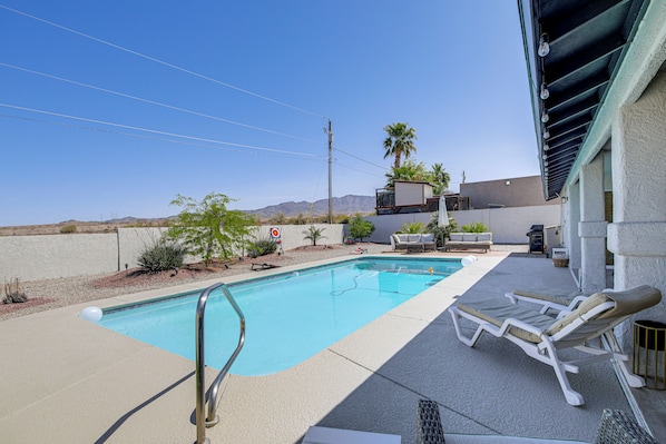 Lake Havasu City Vacation Rental | 3BR | 2BA | 1,700 Sq Ft | Step-Free Access