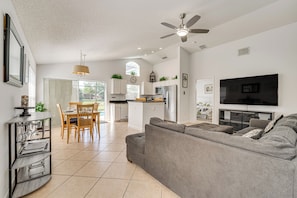 Living Room | Central A/C | Free WiFi | Smart TVs