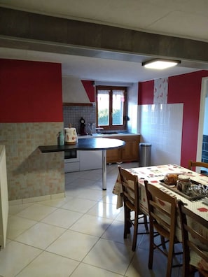 Private kitchen