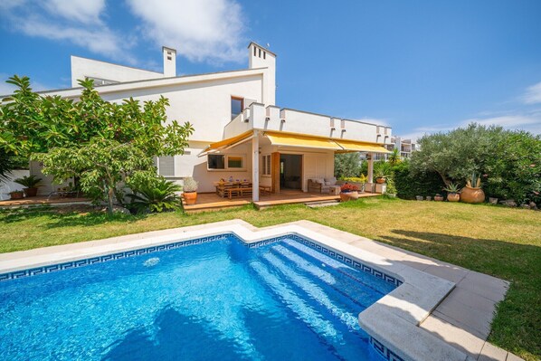 Holiday Home Exterior [summer]