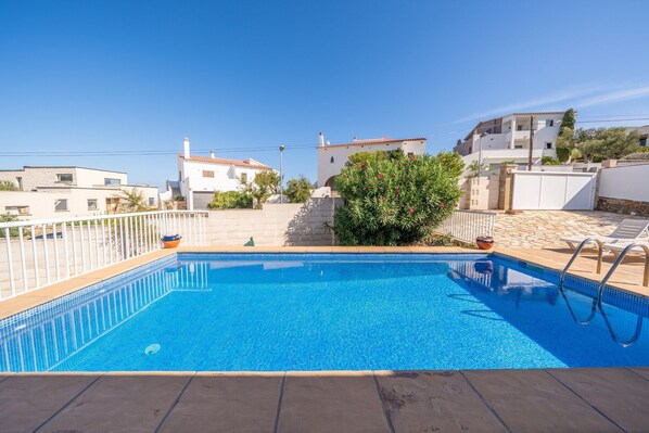 Holiday Home Swimming Pool