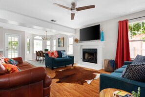 Perfectly designed to accommodate all your family and friends comfortably.