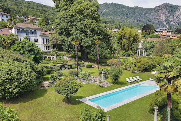 Villa La Romanica - Baveno, Lake Maggiore - NORTHITALY VILLAS Vacation rental