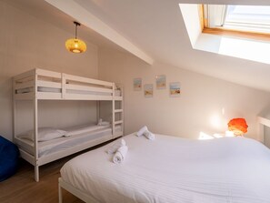 Interior Design, Bedroom, Wood, Bed, Bed Sheet, Bedding, Floor, Ceiling, Flooring, Furniture