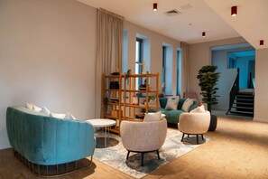 Sittområde i lobbyn