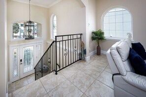 Entryway with landing
