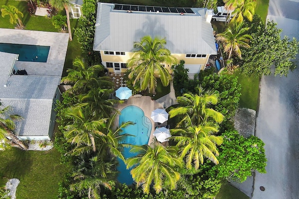 Your private poolside beach house oasis
